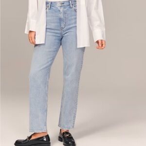 NEW Abercrombie & Fitch Curve Love  Ultra High Rise Jeans in Light Blue